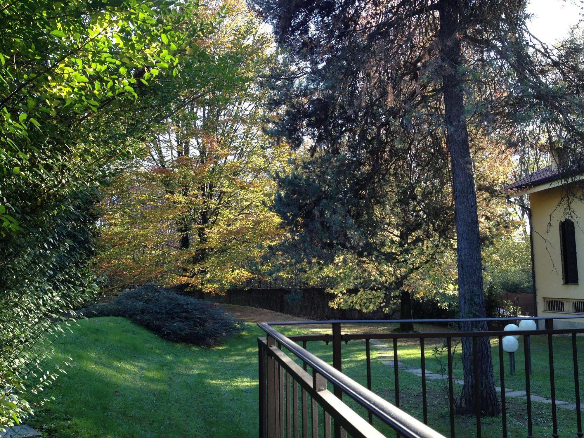 Bed and Breakfast Bed&Garden Cesate Екстер'єр фото